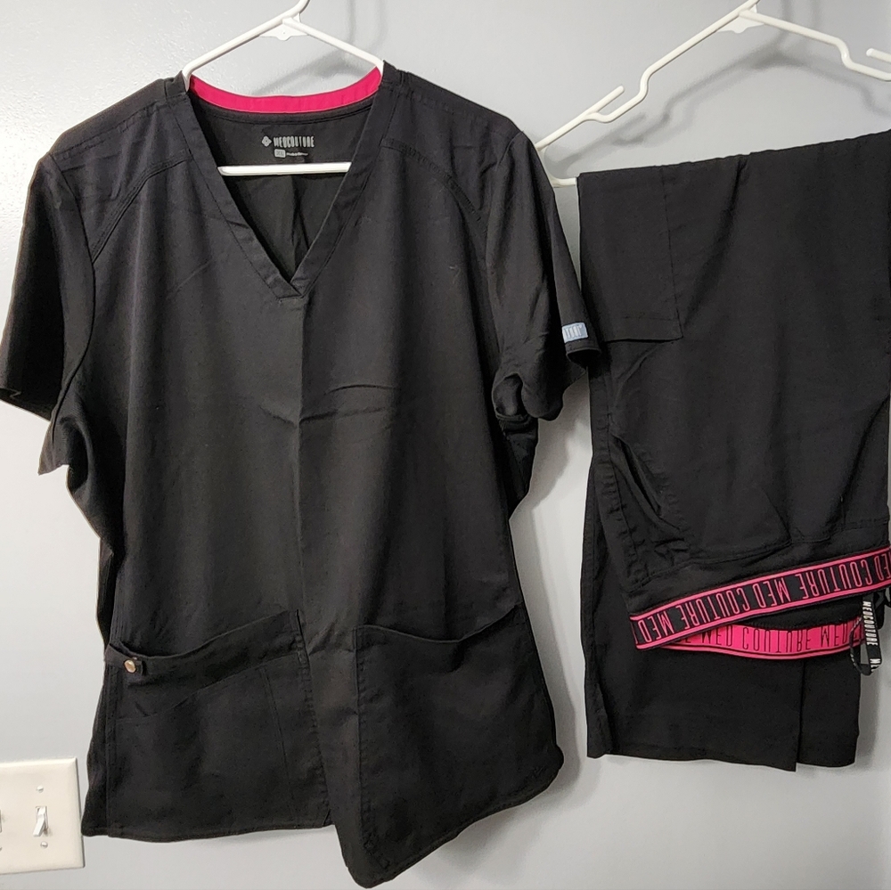 Med Couture Scrub set